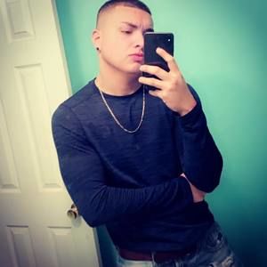 Meet your Posher, Emmanuel